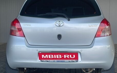 Toyota Yaris III рестайлинг, 2008 год, 800 000 рублей, 5 фотография