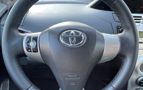 Toyota Yaris III рестайлинг, 2008 год, 800 000 рублей, 16 фотография