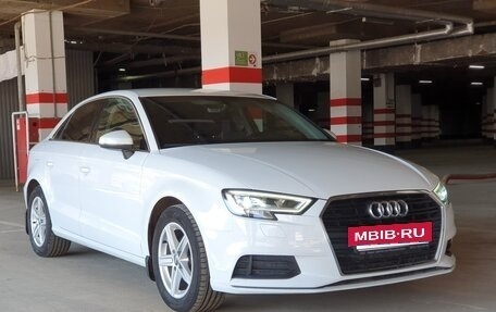 Audi A3, 2017 год, 2 080 000 рублей, 2 фотография