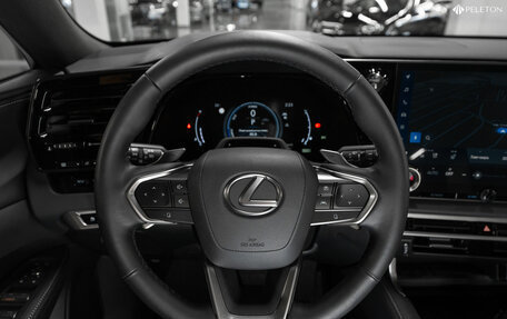 Lexus RX IV рестайлинг, 2023 год, 10 500 000 рублей, 11 фотография