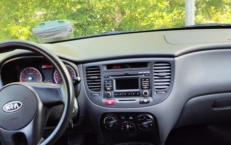 KIA Rio II, 2011 год, 675 000 рублей, 13 фотография