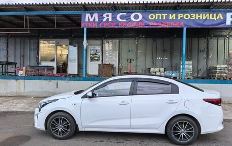 KIA Rio IV, 2021 год, 1 600 000 рублей, 10 фотография