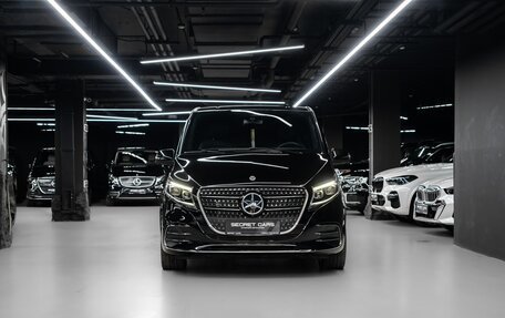 Mercedes-Benz V-Класс, 2024 год, 38 500 000 рублей, 7 фотография