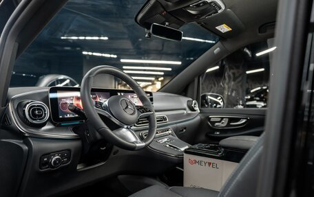 Mercedes-Benz V-Класс, 2024 год, 38 500 000 рублей, 5 фотография