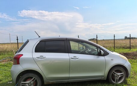 Toyota Vitz, 2005 год, 390 000 рублей, 9 фотография