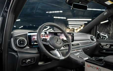 Mercedes-Benz V-Класс, 2024 год, 38 500 000 рублей, 8 фотография