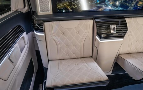 Mercedes-Benz V-Класс, 2024 год, 38 500 000 рублей, 34 фотография