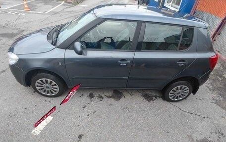 Skoda Fabia II, 2009 год, 365 000 рублей, 2 фотография