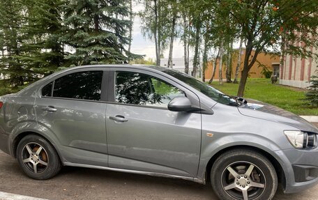 Chevrolet Aveo III, 2014 год, 600 000 рублей, 4 фотография