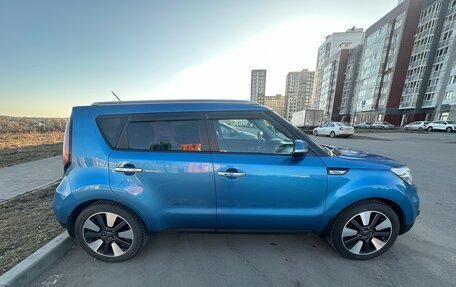 KIA Soul II рестайлинг, 2018 год, 1 400 000 рублей, 3 фотография