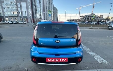 KIA Soul II рестайлинг, 2018 год, 1 400 000 рублей, 5 фотография