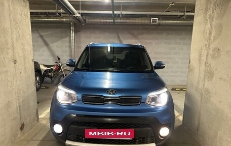 KIA Soul II рестайлинг, 2018 год, 1 400 000 рублей, 13 фотография