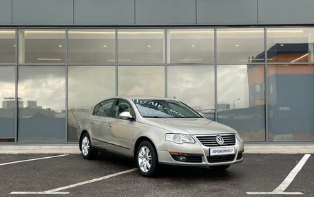 Volkswagen Passat B6, 2008 год, 529 000 рублей, 2 фотография