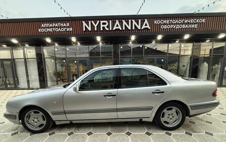Mercedes-Benz E-Класс, 1998 год, 485 000 рублей, 3 фотография