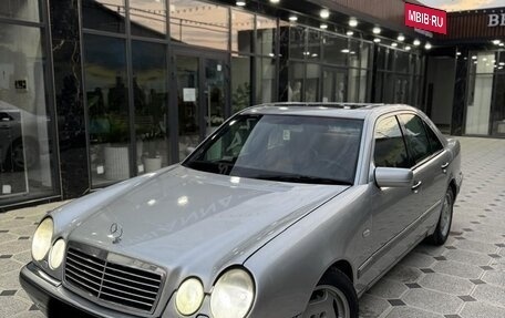 Mercedes-Benz E-Класс, 1998 год, 485 000 рублей, 7 фотография