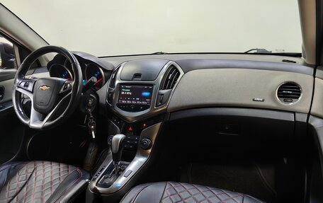Chevrolet Cruze II, 2013 год, 748 000 рублей, 13 фотография