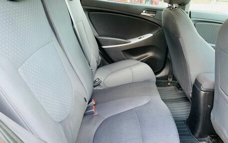 Hyundai Solaris II рестайлинг, 2012 год, 820 000 рублей, 11 фотография