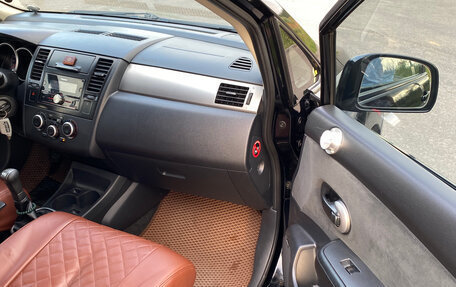Nissan Tiida, 2011 год, 900 000 рублей, 2 фотография