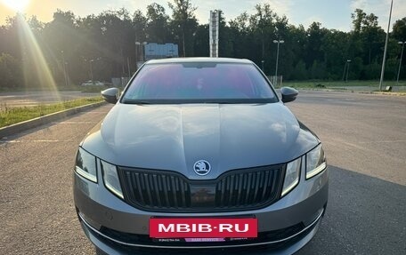Skoda Octavia, 2017 год, 1 990 000 рублей, 3 фотография