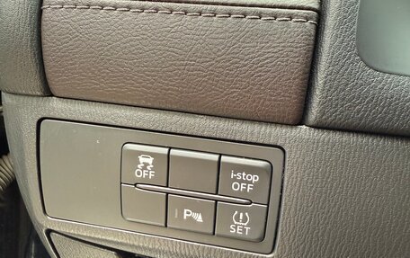 Mazda 6, 2017 год, 2 000 000 рублей, 18 фотография