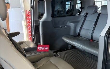 Hyundai Grand Starex Grand Starex I рестайлинг 2, 2018 год, 3 150 000 рублей, 21 фотография