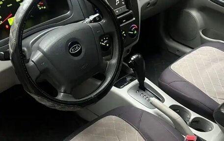 KIA Cerato I, 2006 год, 450 000 рублей, 8 фотография