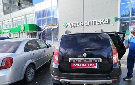 Renault Duster I рестайлинг, 2014 год, 900 000 рублей, 2 фотография