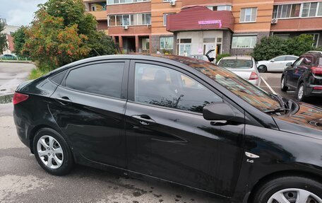 Hyundai Solaris II рестайлинг, 2011 год, 450 000 рублей, 6 фотография