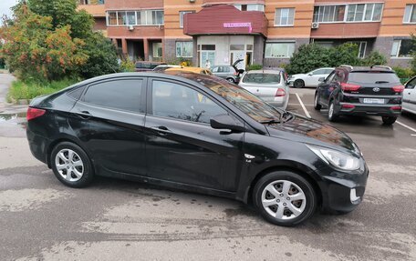 Hyundai Solaris II рестайлинг, 2011 год, 450 000 рублей, 7 фотография