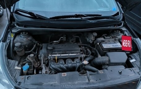 Hyundai Solaris II рестайлинг, 2011 год, 450 000 рублей, 22 фотография