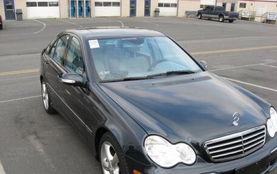 Mercedes-Benz C-Класс, 2005 год, 1 100 000 рублей, 1 фотография