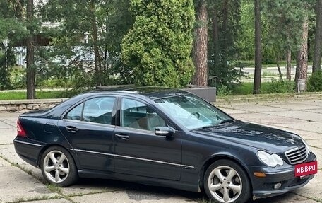Mercedes-Benz C-Класс, 2005 год, 1 100 000 рублей, 5 фотография