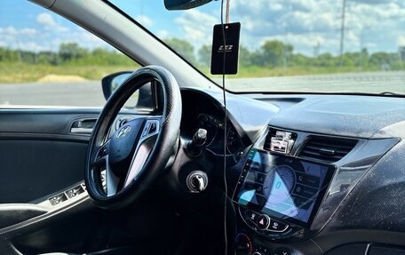 Hyundai Solaris II рестайлинг, 2016 год, 950 000 рублей, 17 фотография