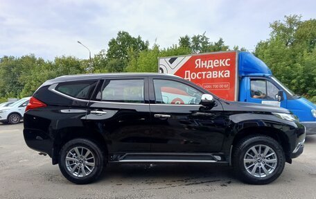Mitsubishi Pajero Sport III рестайлинг, 2020 год, 3 950 000 рублей, 4 фотография
