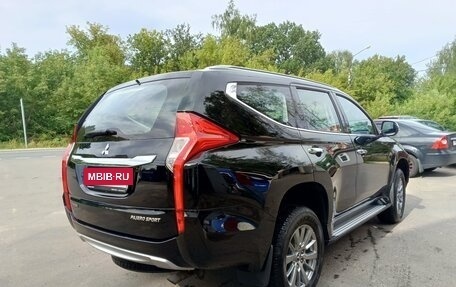 Mitsubishi Pajero Sport III рестайлинг, 2020 год, 3 950 000 рублей, 3 фотография