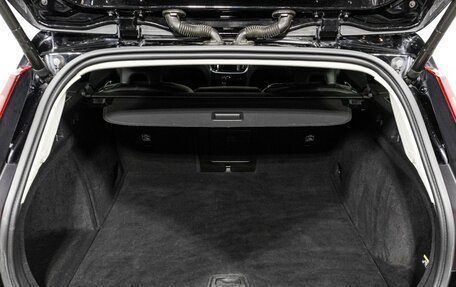 Volvo V60 Cross Country II, 2019 год, 2 799 700 рублей, 15 фотография