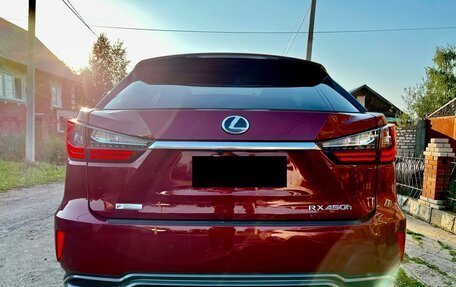 Lexus RX IV рестайлинг, 2017 год, 3 599 000 рублей, 6 фотография
