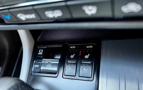 Lexus RX IV рестайлинг, 2017 год, 3 599 000 рублей, 16 фотография