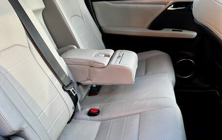 Lexus RX IV рестайлинг, 2017 год, 3 599 000 рублей, 26 фотография