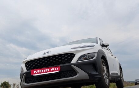 Hyundai Kona I, 2021 год, 2 150 000 рублей, 2 фотография