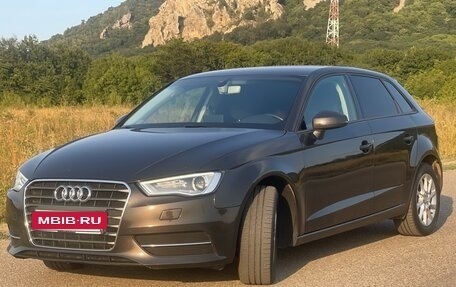 Audi A3, 2015 год, 1 549 000 рублей, 3 фотография