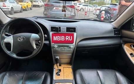 Toyota Camry, 2007 год, 820 000 рублей, 11 фотография
