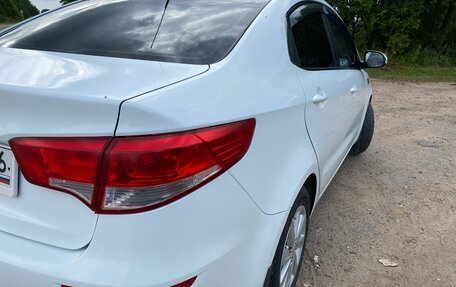 KIA Rio III рестайлинг, 2015 год, 930 000 рублей, 4 фотография