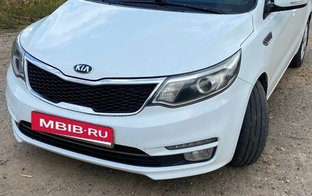 KIA Rio III рестайлинг, 2015 год, 930 000 рублей, 7 фотография