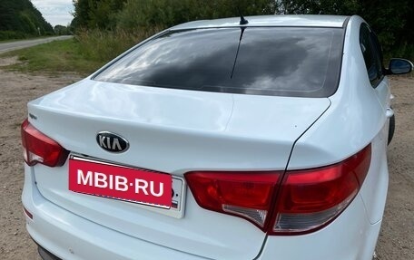 KIA Rio III рестайлинг, 2015 год, 930 000 рублей, 16 фотография
