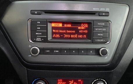 KIA Rio III рестайлинг, 2015 год, 930 000 рублей, 28 фотография