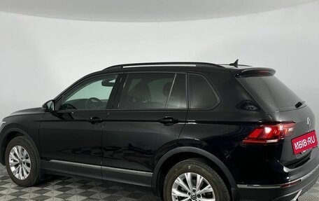 Volkswagen Tiguan II, 2021 год, 2 600 000 рублей, 7 фотография