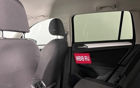 Volkswagen Tiguan II, 2021 год, 2 600 000 рублей, 9 фотография
