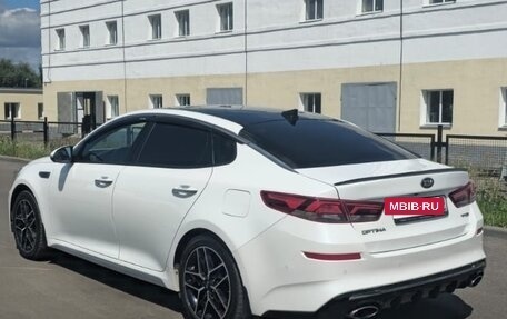 KIA Optima IV, 2018 год, 2 000 000 рублей, 6 фотография