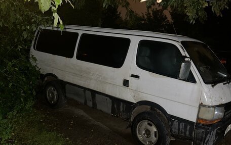Toyota HiAce H100, 1999 год, 460 000 рублей, 4 фотография